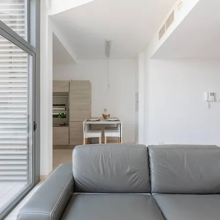 Portomaso - Modern Duplex Apartment